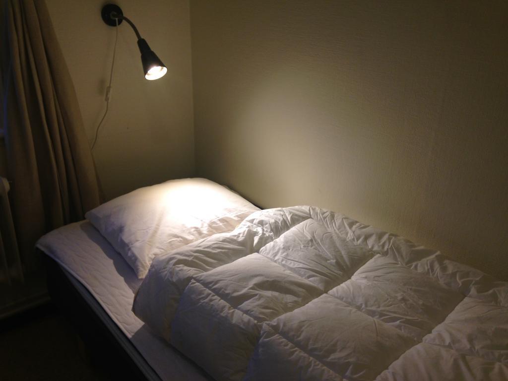 Ronneby Brunnspark Vandrarhem Och B&B Ruang foto